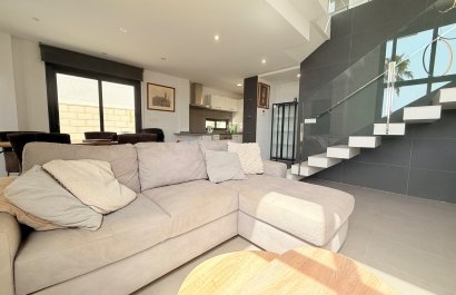 Reventa - Villa - Ciudad Quesada - Pueblo Bravo