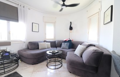 Resale - Villa - Orihuela Costa - Villamartín