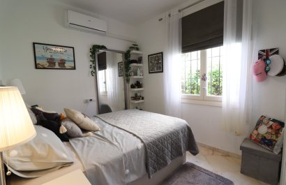 Resale - Villa - Orihuela Costa - Villamartín