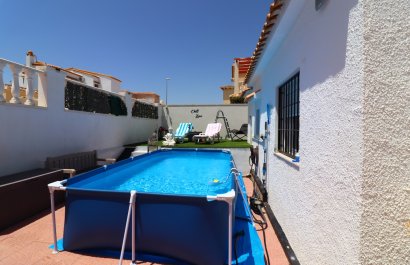 Resale - Villa - Orihuela Costa - Villamartín