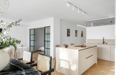 Resale - Apartments - Flats - Marbella - Nueva Andalucía