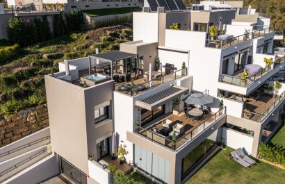 Resale - Apartments - Flats - Marbella - Nueva Andalucía