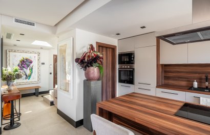 Resale - Apartments - Flats - Marbella - Nueva Andalucía