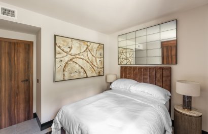Resale - Apartments - Flats - Marbella - Nueva Andalucía