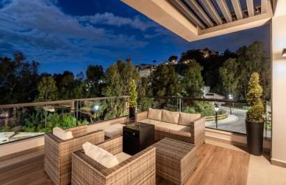 Resale - Apartments - Flats - Marbella - Nueva Andalucía
