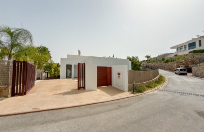 Resale - Villa - Orihuela Costa - Las Colinas golf
