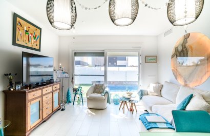 Reventa - Villa - PILAR DE LA HORADADA