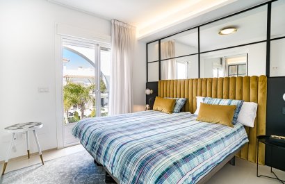 Resale - Villa - CIUDAD QUESADA