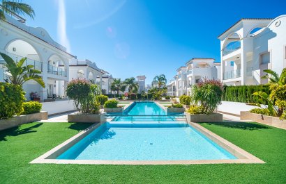 Resale - Villa - CIUDAD QUESADA