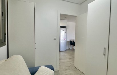 Resale - Apartments - Flats - Orihuela Costa - Villamartín