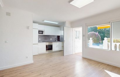 Resale - Apartments - Flats - Orihuela Costa - Villamartín