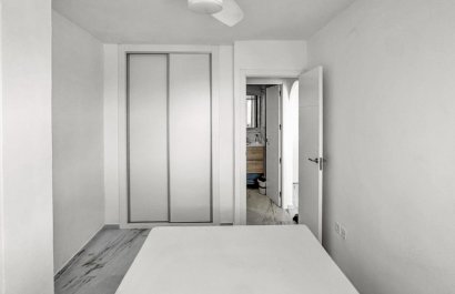 Resale - Apartments - Flats - Orihuela Costa - Punta Prima