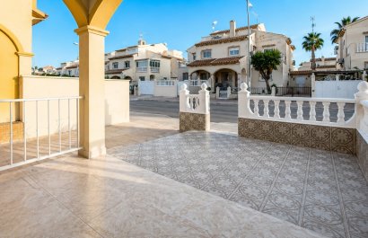 Resale - Townhouse / Duplex / Corner - Orihuela Costa - Playa Flamenca