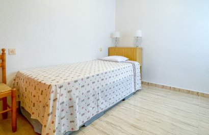 Resale - Townhouse / Duplex / Corner - Orihuela Costa - Playa Flamenca