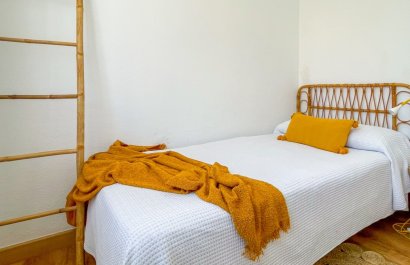 Resale - Townhouse / Duplex / Corner - Orihuela Costa - Playa Flamenca