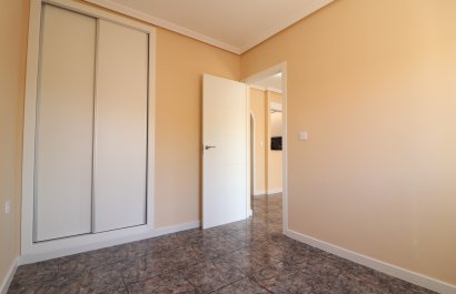 Resale - Apartments - Flats - Orihuela Costa - Punta Prima