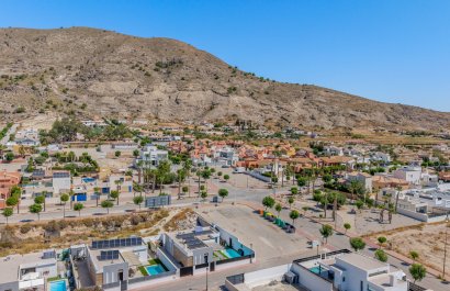 Herverkoop - Villa - Fortuna - Urbanizacion Las Kalendas