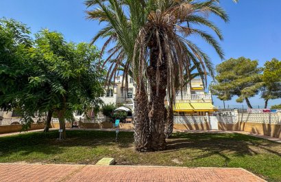 Resale - Townhouse / Duplex / Corner - San Miguel de Salinas - Bellavista