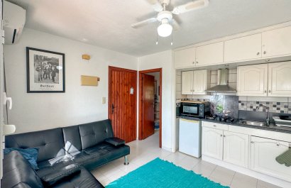 Resale - Townhouse / Duplex / Corner - San Miguel de Salinas - Bellavista