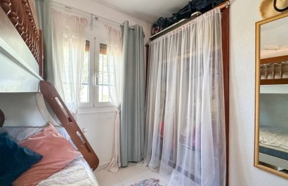 Resale - Townhouse / Duplex / Corner - San Miguel de Salinas - Bellavista