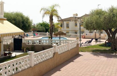 Resale - Townhouse / Duplex / Corner - San Miguel de Salinas - Bellavista