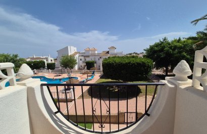Resale - Townhouse / Duplex / Corner - San Miguel de Salinas - Bellavista