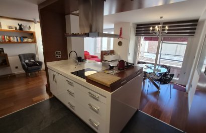 Herverkoop - Apartments - Flats - Torrevieia - Center