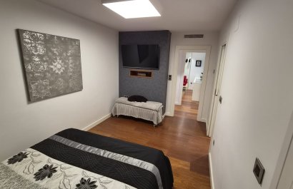 Herverkoop - Apartments - Flats - Torrevieia - Center