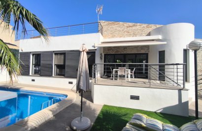 Resale - Villa - Polop - Alberca