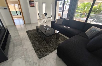 Resale - Villa - Polop - Alberca