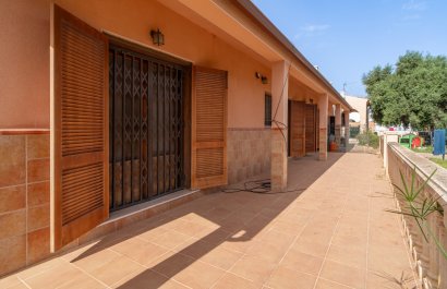 Resale - Villa - Torrevieia - LOS BALCONES - LOS ALTOS