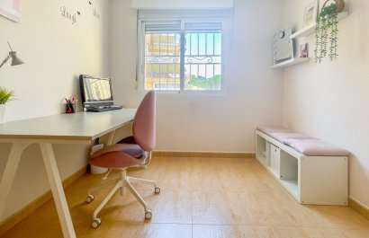 Reventa - Townhouse / Duplex - Orihuela Costa - Punta Prima