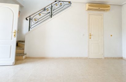 Resale - Townhouse / Duplex / Corner - Ciudad Quesada - Doña Pepa