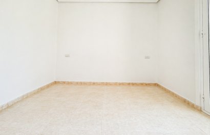 Resale - Townhouse / Duplex / Corner - Ciudad Quesada - Doña Pepa
