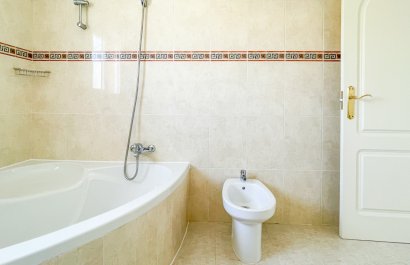 Resale - Townhouse / Duplex / Corner - Ciudad Quesada - Doña Pepa