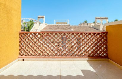 Resale - Townhouse / Duplex / Corner - Ciudad Quesada - Doña Pepa