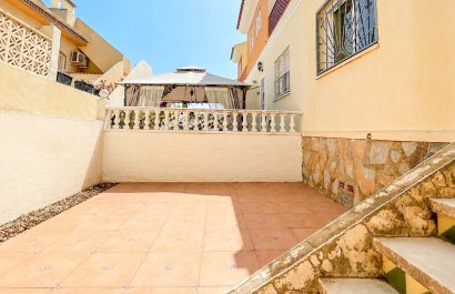 Resale - Townhouse / Duplex / Corner - Ciudad Quesada - Doña Pepa