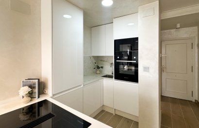Resale - Apartments - Flats - Torrevieia - Center