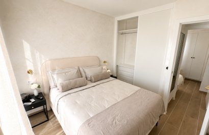 Resale - Apartments - Flats - Torrevieia - Center