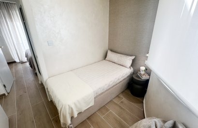 Resale - Apartments - Flats - Torrevieia - Center