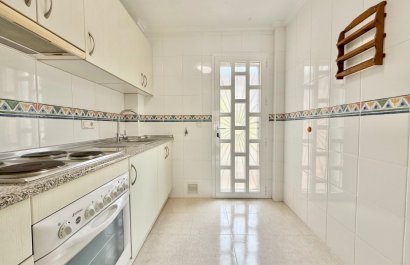 Resale - Townhouse / Duplex / Corner - Ciudad Quesada - Doña Pepa
