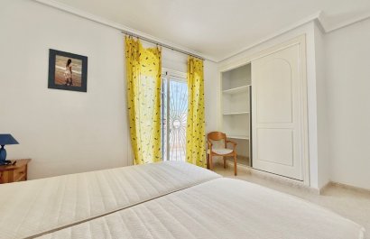Resale - Townhouse / Duplex / Corner - Ciudad Quesada - Doña Pepa