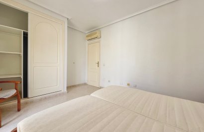 Resale - Townhouse / Duplex / Corner - Ciudad Quesada - Doña Pepa