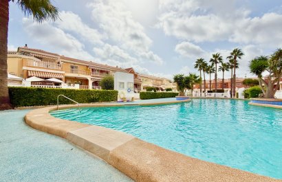 Resale - Townhouse / Duplex / Corner - Ciudad Quesada - Doña Pepa