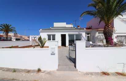 Reventa - Townhouse / Duplex - Ciudad Quesada - Altos de Quesada