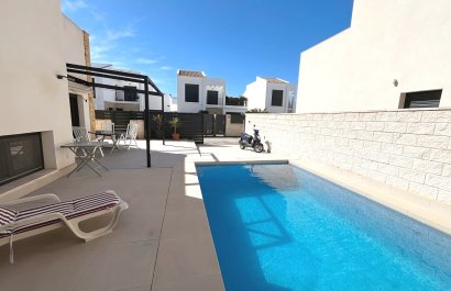 Reventa - Villa - Ciudad Quesada - Pueblo Bravo