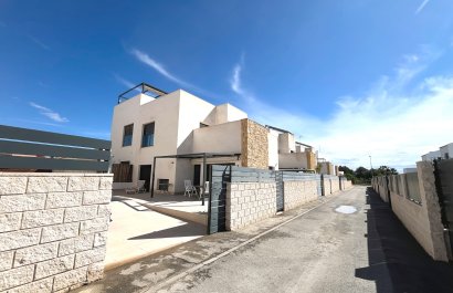 Reventa - Villa - Ciudad Quesada - Pueblo Bravo