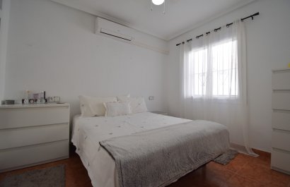 Resale - Villa - Orihuela Costa - Playa Flamenca
