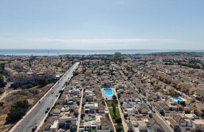 Resale - Villa - Orihuela Costa - Playa Flamenca