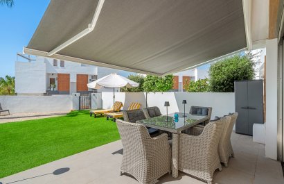 Resale - Villa - Orihuela Costa - Villamartín